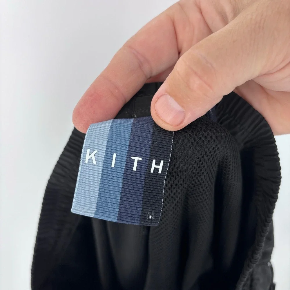 Kith Gym Shorts Mens M Black Embroidered Logo Mesh Lined Streetwear *FLAWS